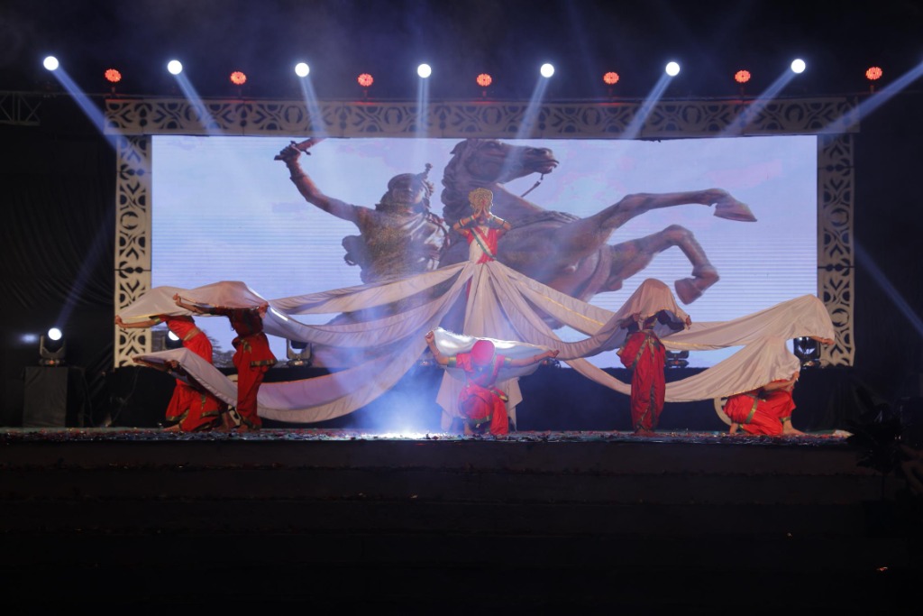 slider image